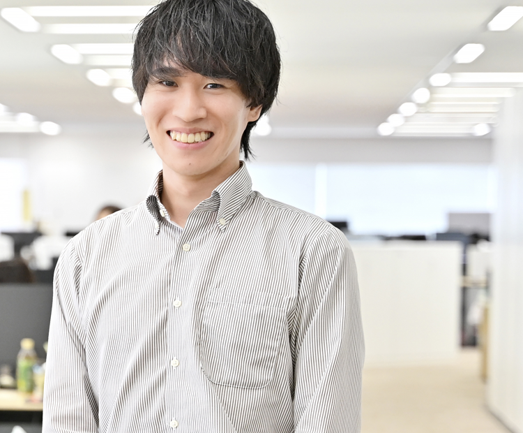 インタビューの様子