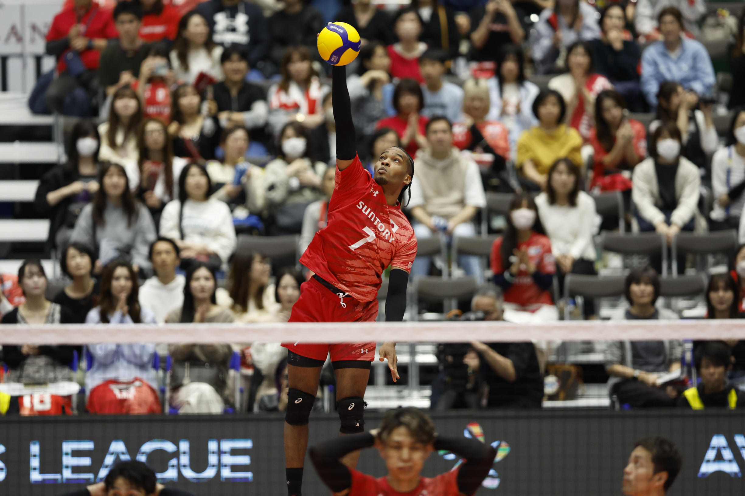 5月11日：グループステージ第1戦