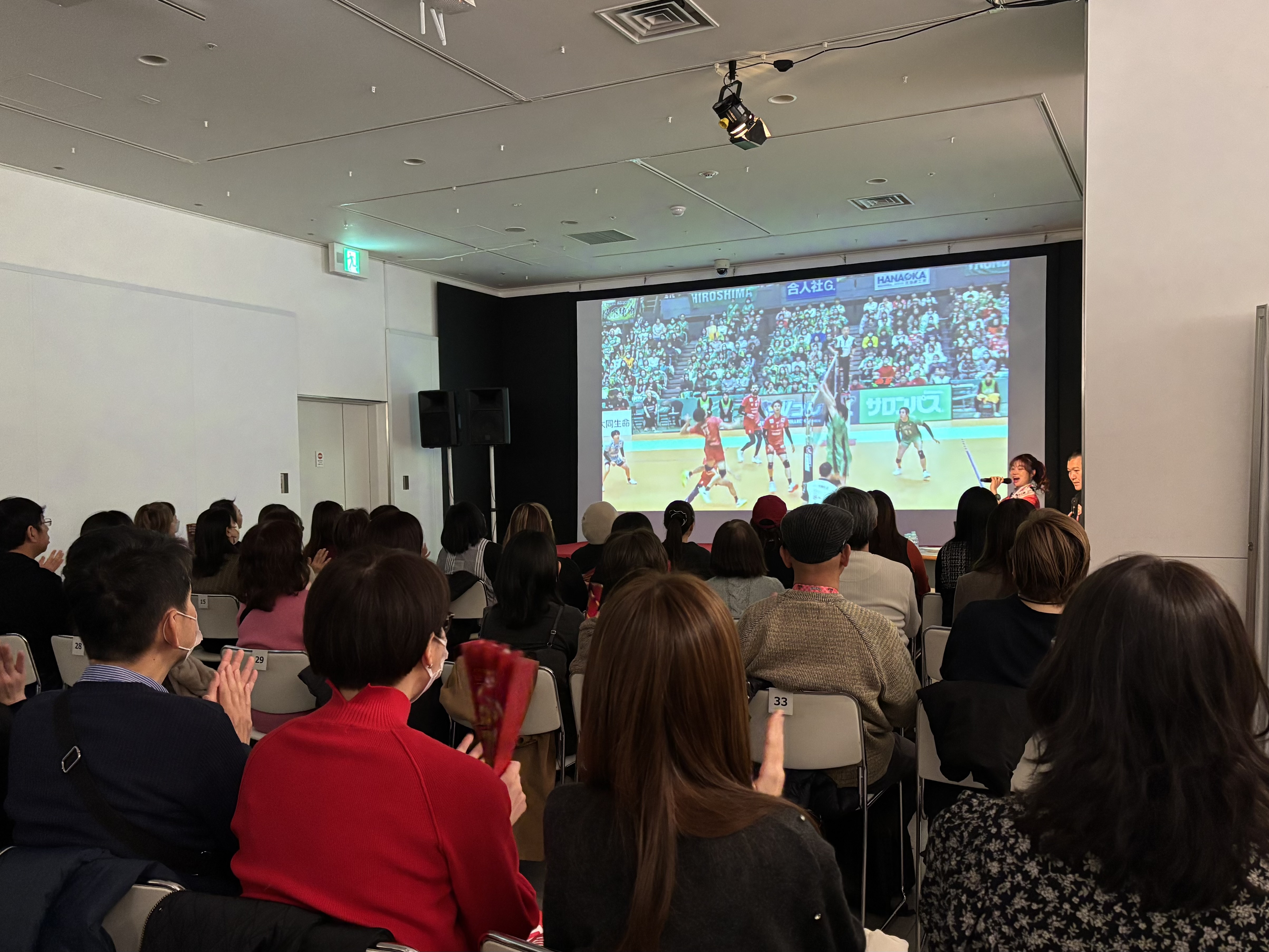 パブリックビューイングの様子（2日目）