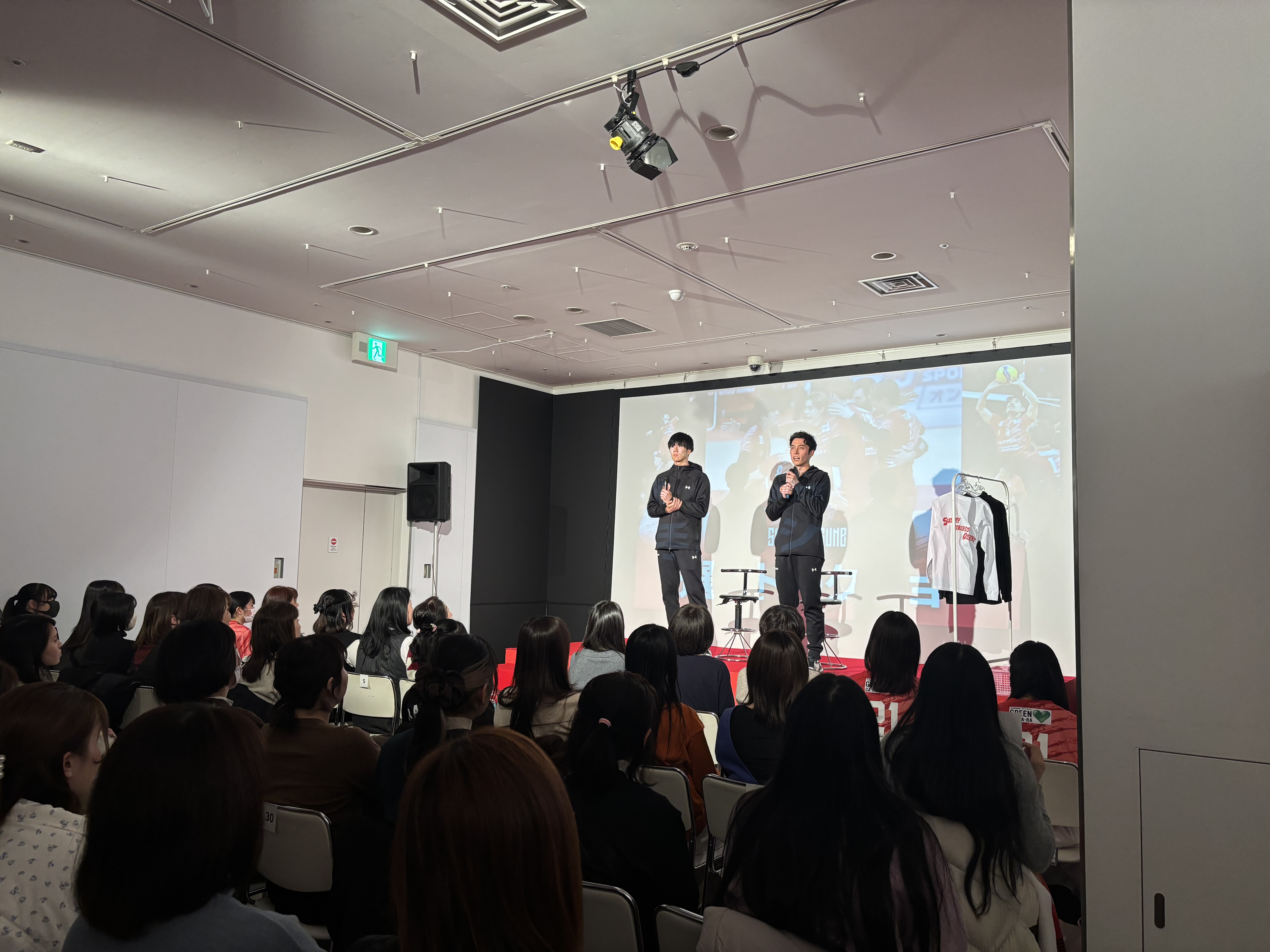 選手トークショーの様子