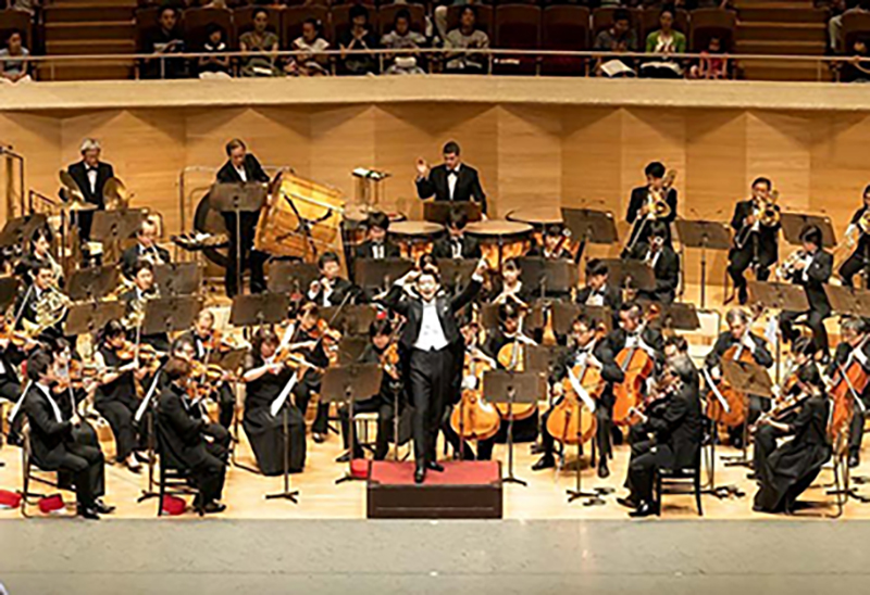 「日本フィルハーモニー交響楽団 第44回夏休みコンサート」（指揮：角田鋼亮、2018年7月）