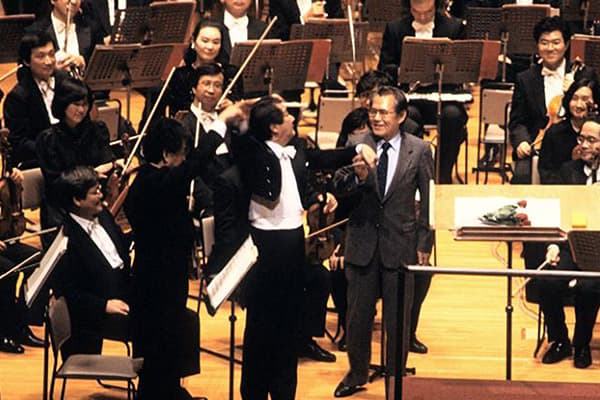 「No. 3 尹伊桑（ユン・イサン）」の写真