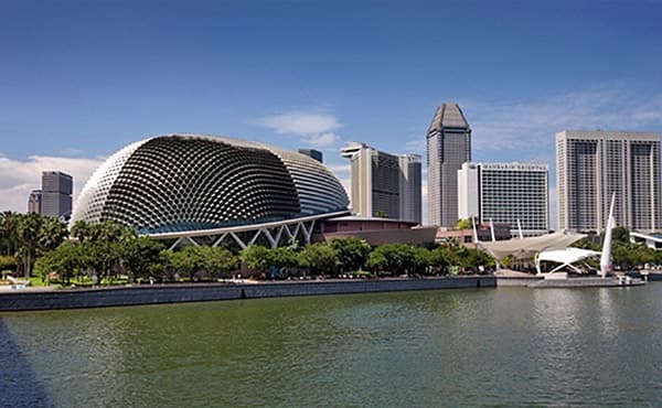 エスプラネード外観