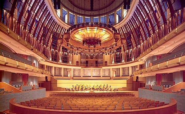 エスプラネード 施設内