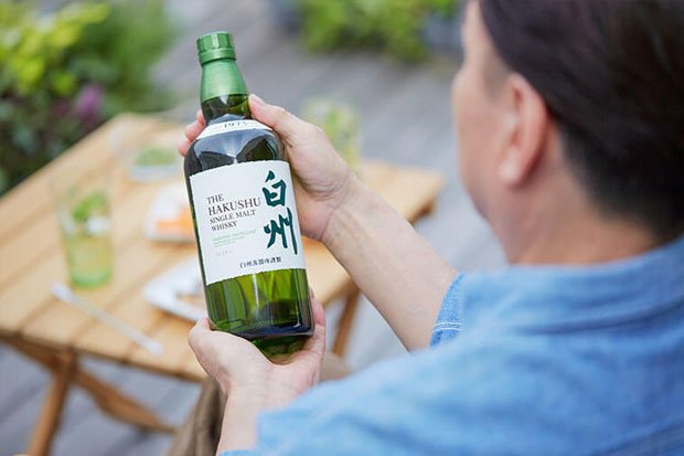 父の日にサントリー白州　箱付 HAKUSHU SINGLE MALT 700ml Amazon.co.jp: Suntory Single Malt Whisky Hakushu [Japan 700ml