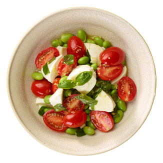 枝豆トマトチーズ和え