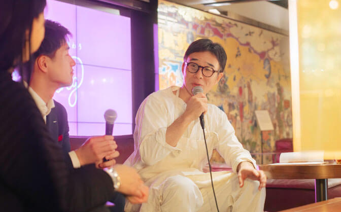 トークセッションに参加する相場正一郎シェフ