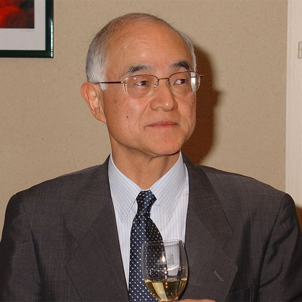 慎みと優しさ、そして秘めた情熱が表情に表れた紳士でした。